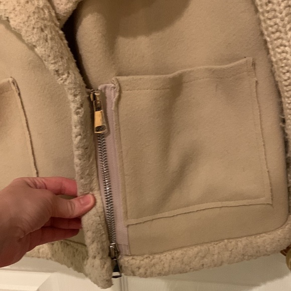 Davi&Dani sherpa and knit jacket with pockets and double zipper detail- size S - Picture 3 of 4